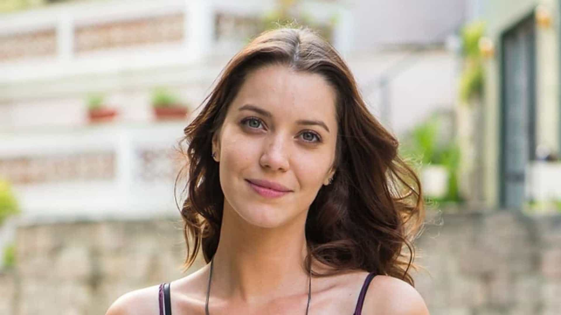 Nathalia Dill se diz 'honrada' por votar em uma das categorias do prêmio